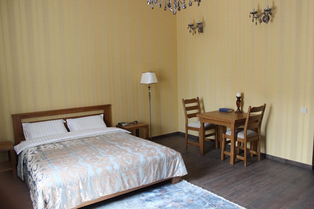 Barin House Hotel Sumy Luaran gambar
