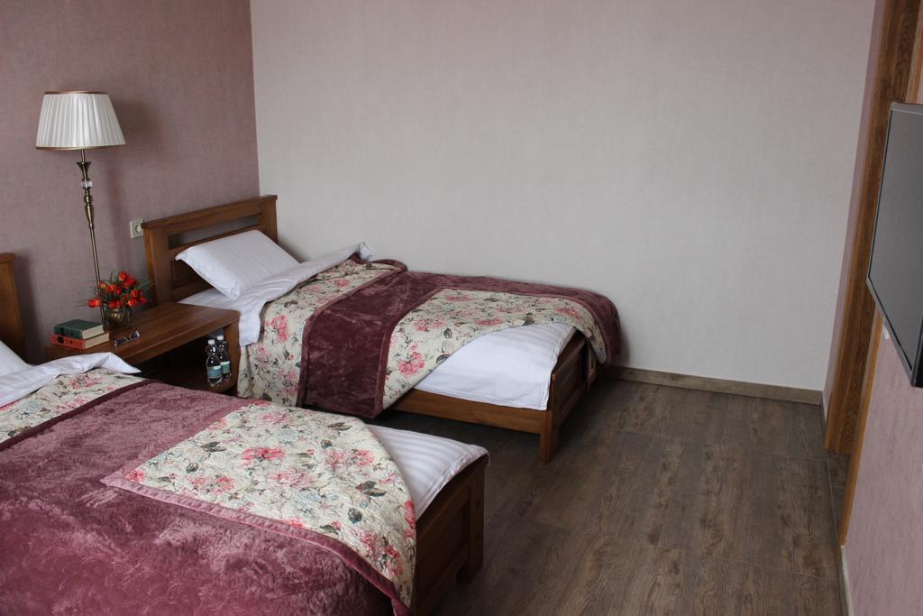 Barin House Hotel Sumy Luaran gambar