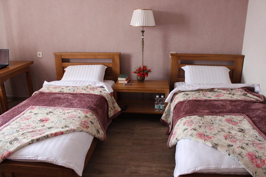 Barin House Hotel Sumy Luaran gambar