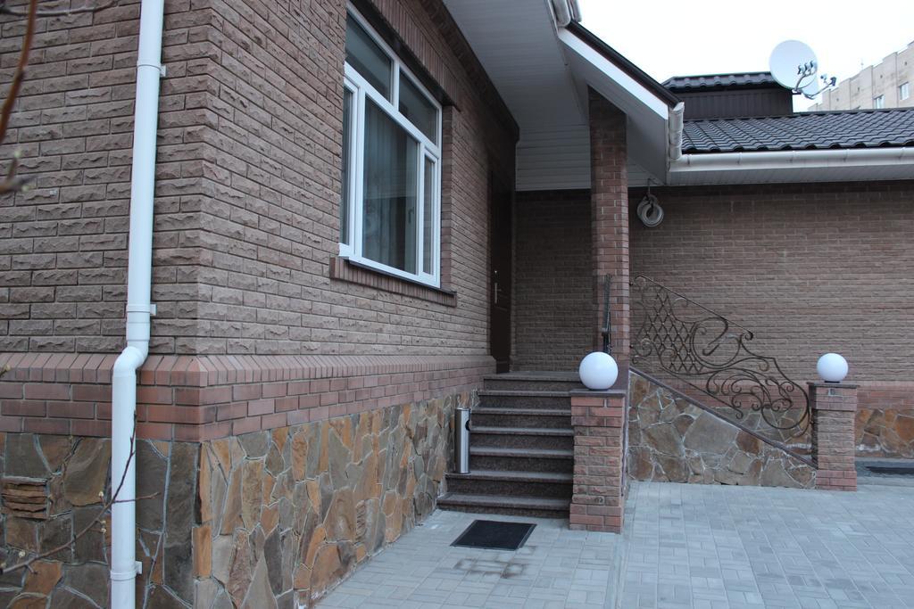 Barin House Hotel Sumy Luaran gambar