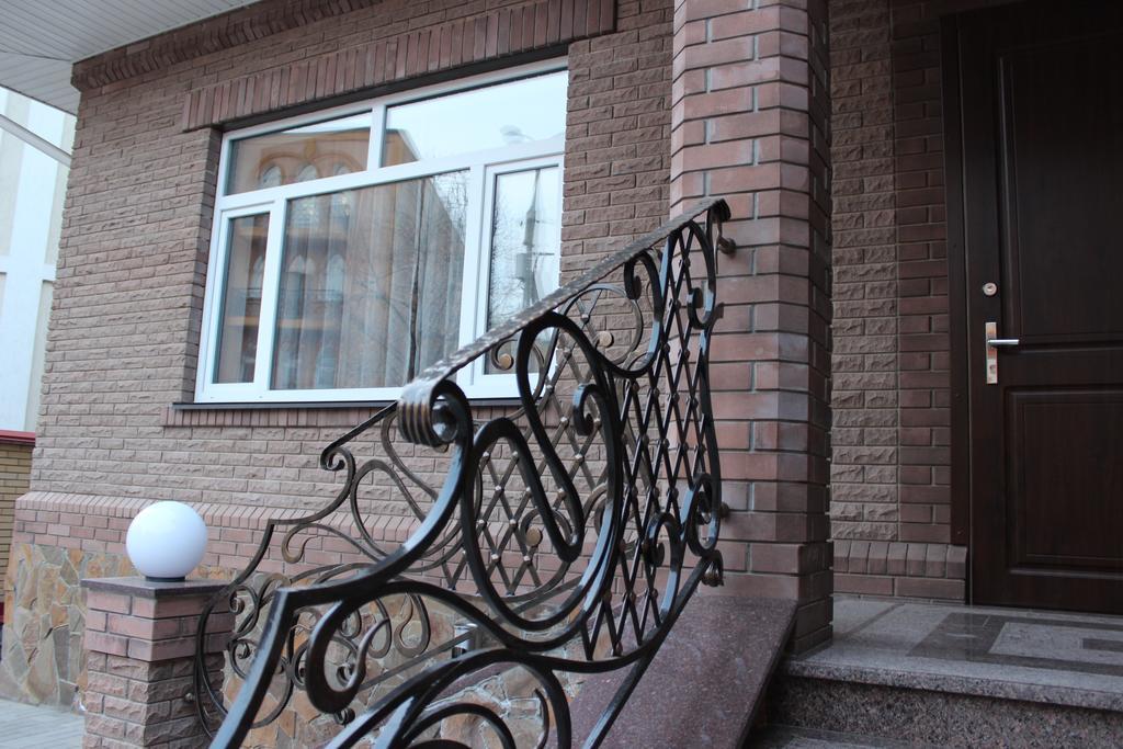 Barin House Hotel Sumy Luaran gambar