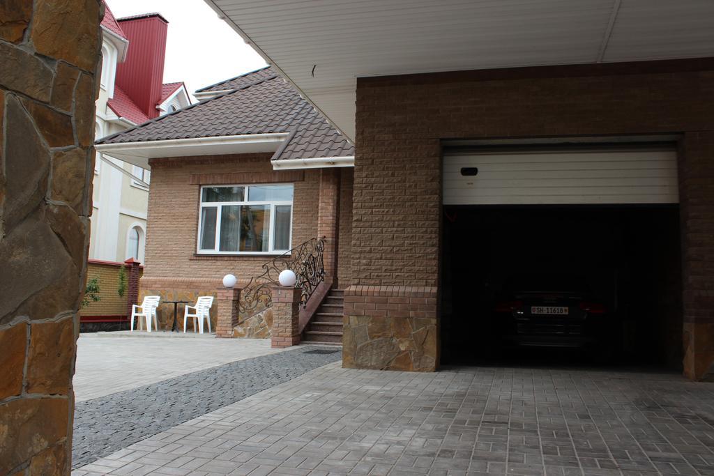 Barin House Hotel Sumy Luaran gambar